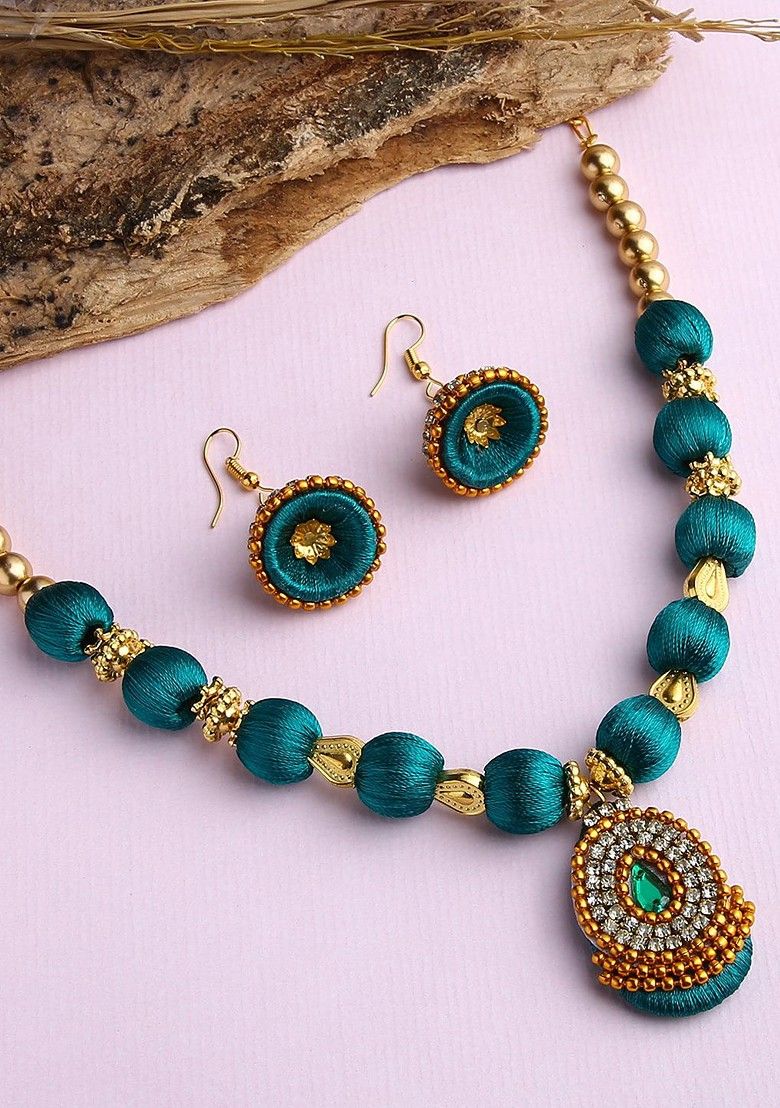 Thread jewellery